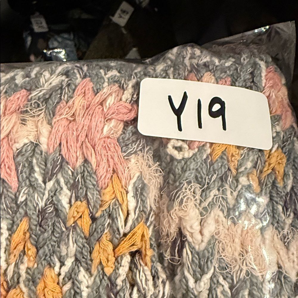 Free People Sunrise Fringe Vest
Y19 - Picture 10 of 10